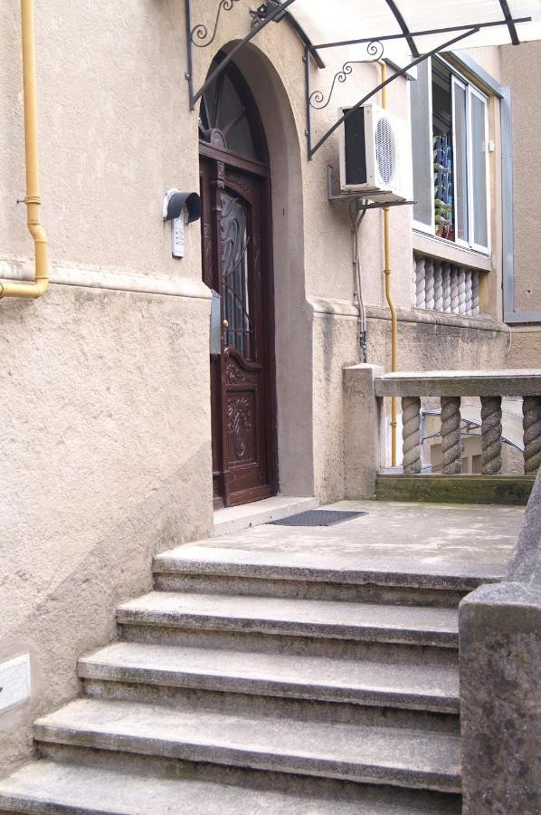 Sea Flower Apartment Rijeka Extérieur photo