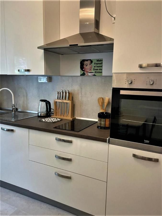 Sea Flower Apartment Rijeka Extérieur photo